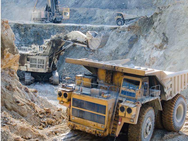 Mining haul truck at a quarry face